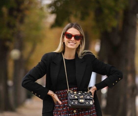 saiba como usar bolsa transversal feminina